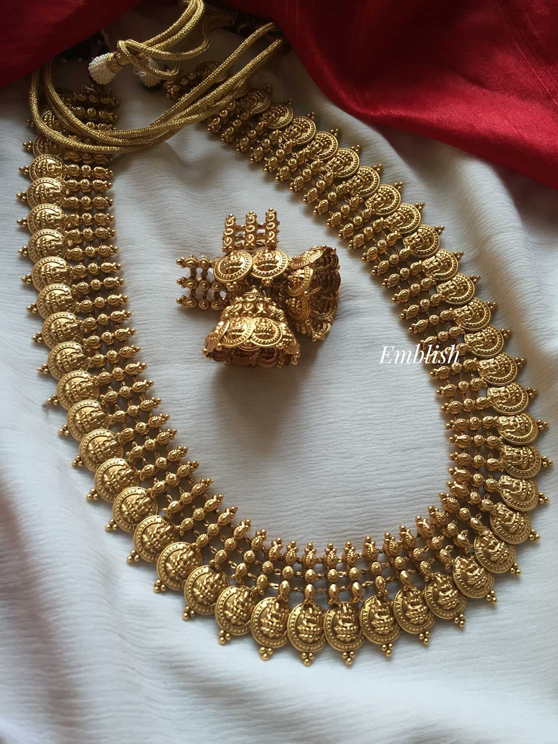 Neck sales piece traditional